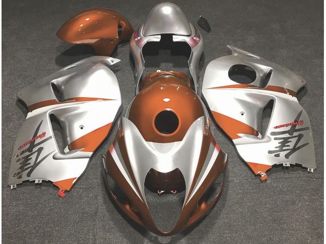 1997-2007 Orange Brillant & Argent Suzuki GSXR 1300 Carénage Moto 1997-2007 Orange Brillant & Argent Suzuki GSXR 1300 Carénage Moto