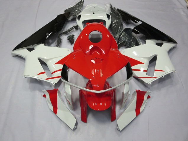 2005-2006 Style Rouge & Blanc Honda CBR600RR Carénage Moto 2005-2006 Style Rouge & Blanc Honda CBR600RR Carénage Moto