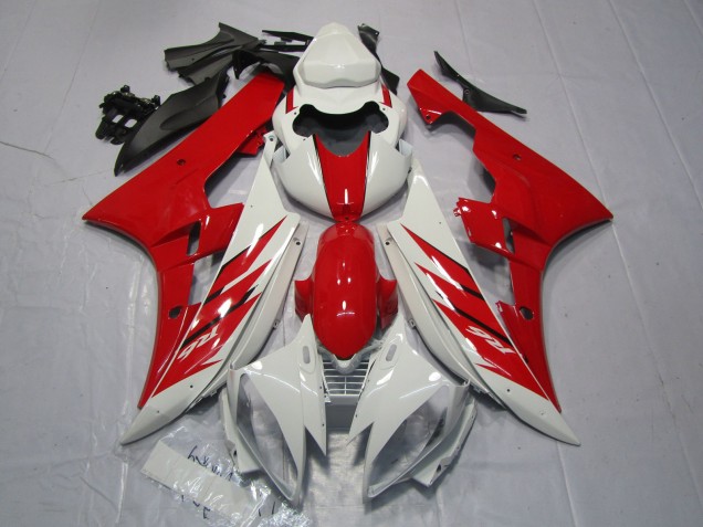 2006-2007 Style Rouge & Blanc Yamaha R6 Carénage Moto 2006-2007 Style Rouge & Blanc Yamaha R6 Carénage Moto